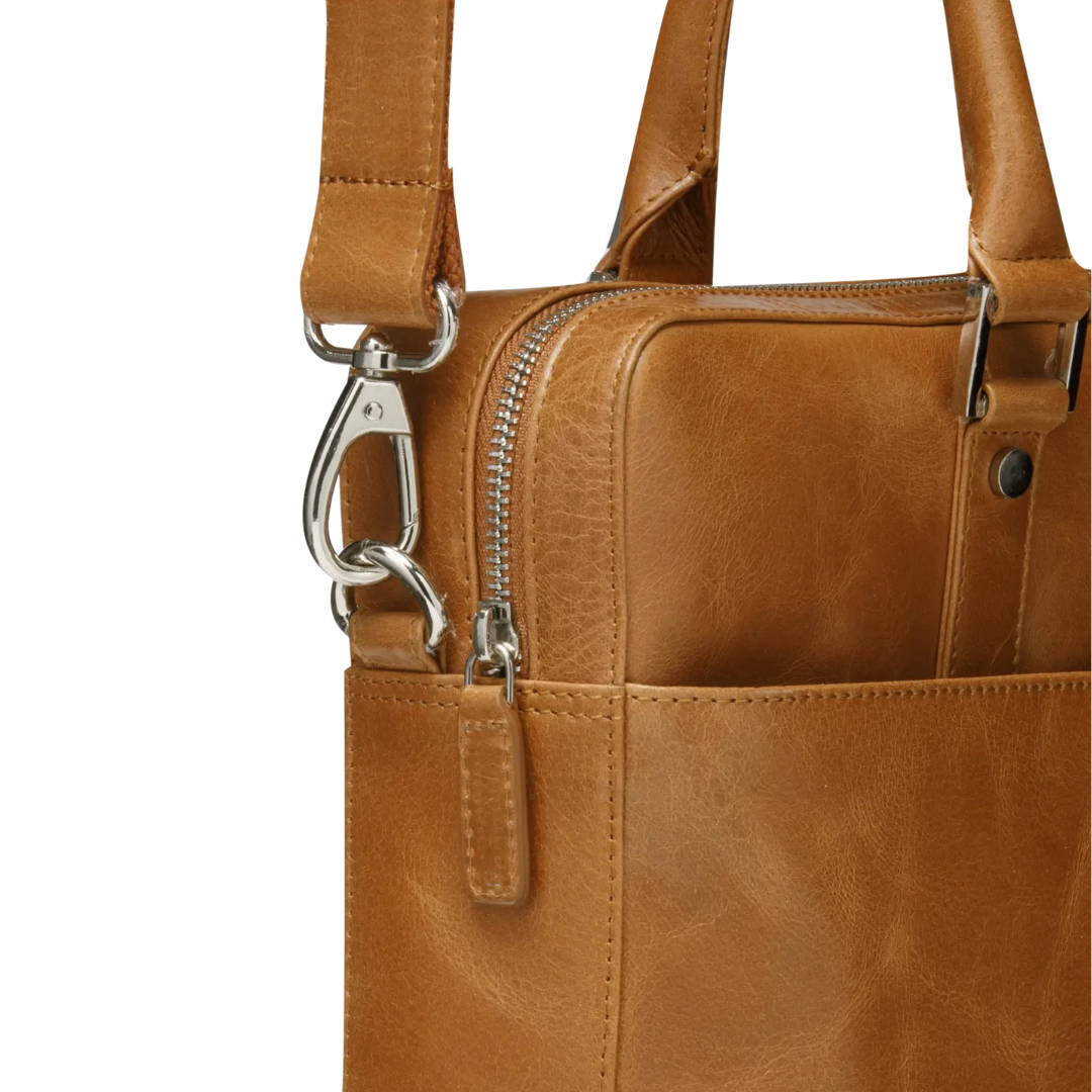 dbramante1928 Rosenborg 16″ Tan